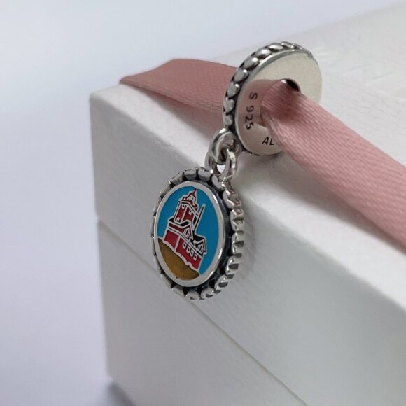 Rare Pandora Country Of Holland Exclusive Farmhouse Image Dangle Charm - Picture 1 of 4